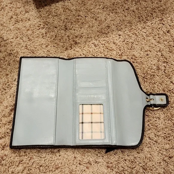 GUC Coach Wallet - Picture 5 of 8